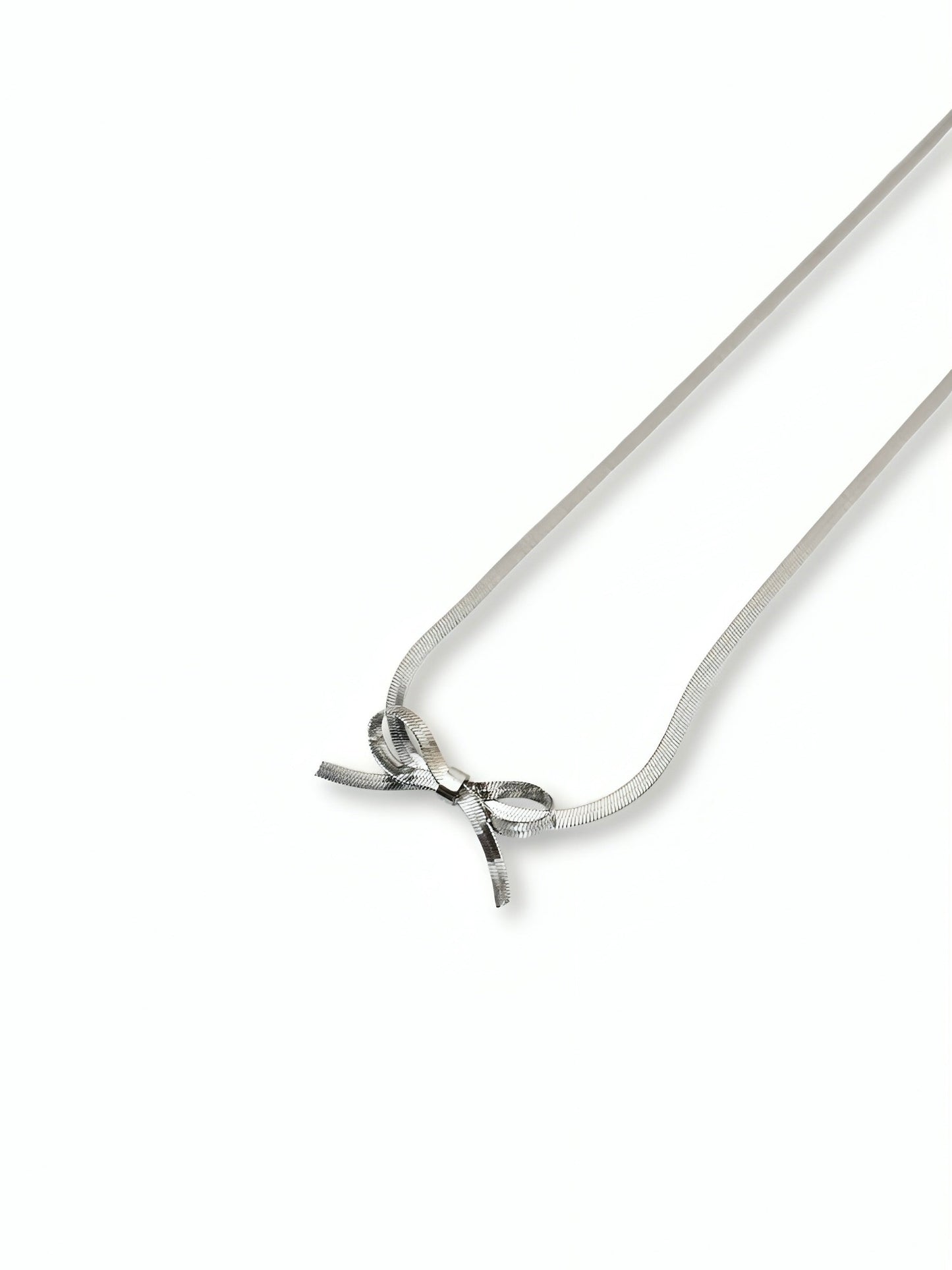 Silver Bow Choker